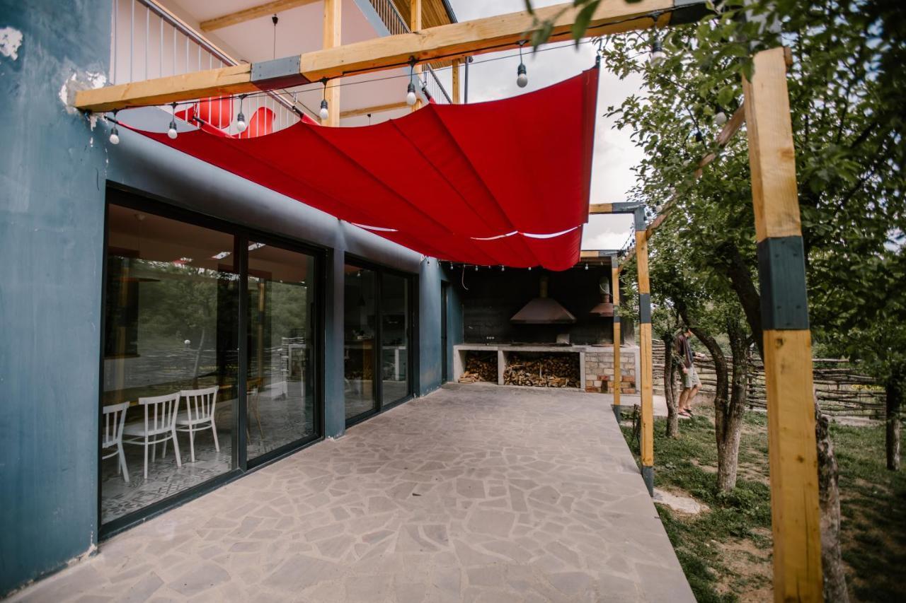 Vardeni Guesthouse Hrazdan Екстер'єр фото