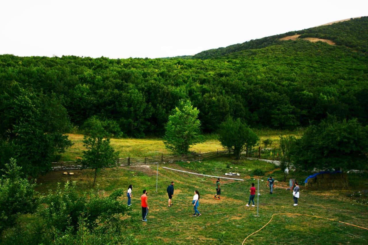 Vardeni Guesthouse Hrazdan Екстер'єр фото